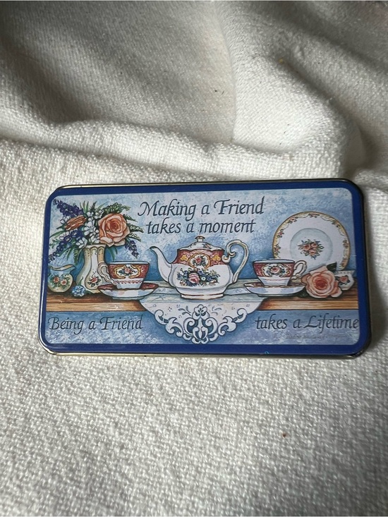 Other - vintage Figi Graphics magnet features a classic tea set